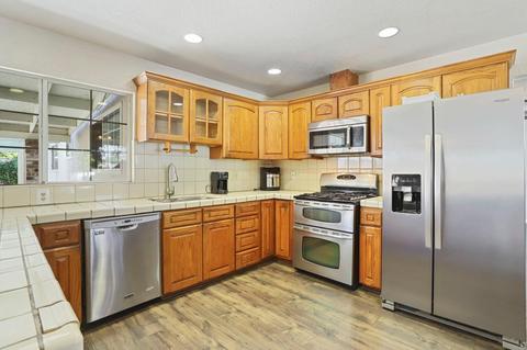 412 Whitney St, Lodi, CA 95242 photo 12