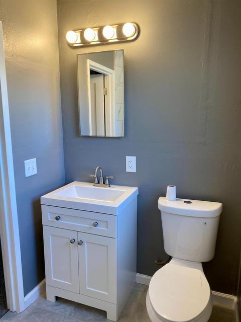 2413 Paradise Rd, Modesto, CA 95358 photo 9
