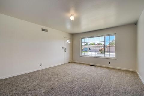1223 Glenhurst Dr, Lodi, CA 95240 photo 14