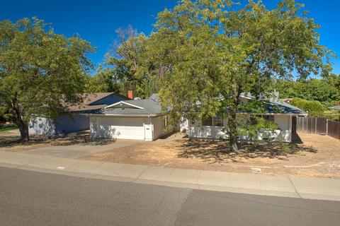 6301 Hilltop Dr, Carmichael, CA 95608 photo 3