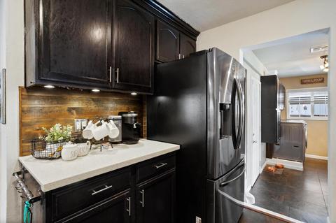 1101 Del Vale Ave, Modesto, CA 95350 photo 18