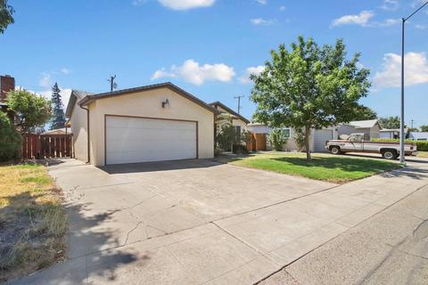 1812 Robert St, Lodi, CA 95242 photo 1