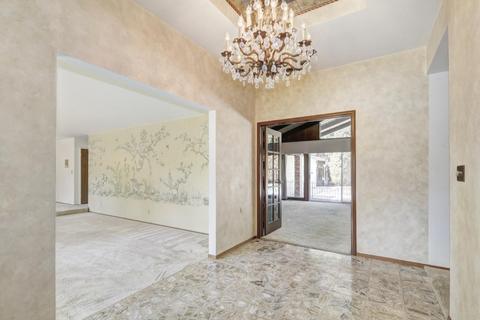 4801 Oak Vista Dr, Carmichael, CA 95608 photo 6
