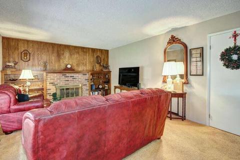 6301 Saint James Dr, Carmichael, CA 95608 photo 16