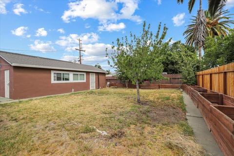 215 E Whittier Ave, Tracy, CA 95376 photo 26