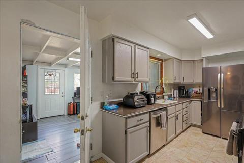215 E Whittier Ave, Tracy, CA 95376 photo 12