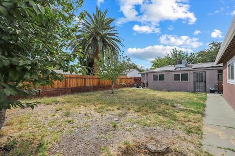 215 E Whittier Ave, Tracy, CA 95376 photo 25