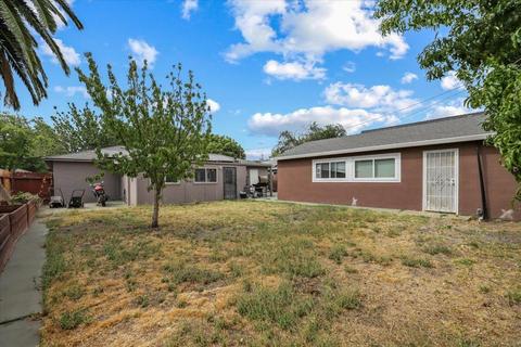 215 E Whittier Ave, Tracy, CA 95376 photo 27