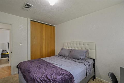 215 E Whittier Ave, Tracy, CA 95376 photo 23