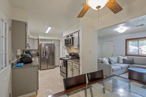 215 E Whittier Ave, Tracy, CA 95376 photo 11