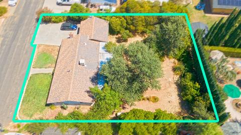 11085 Currey Dr, Sonora, CA 95370 photo 2