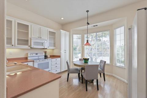 3405 Red Maple Dr, Modesto, CA 95355 photo 9