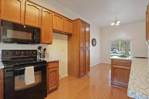 2161 Hillcrest Dr, Tracy, CA 95377 photo 11