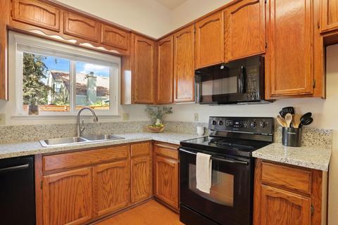 2161 Hillcrest Dr, Tracy, CA 95377 photo 8