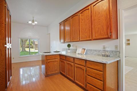 2161 Hillcrest Dr, Tracy, CA 95377 photo 9