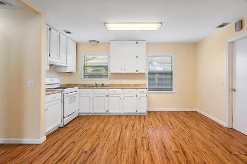810 Grant Ave, Lodi, CA 95240 photo 13