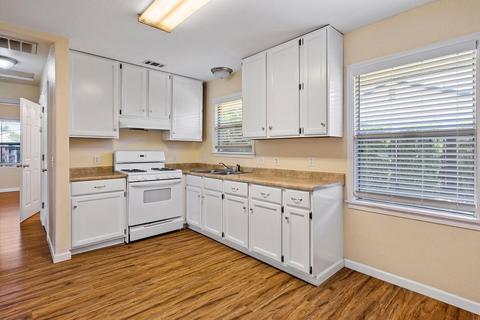 810 Grant Ave, Lodi, CA 95240 photo 14