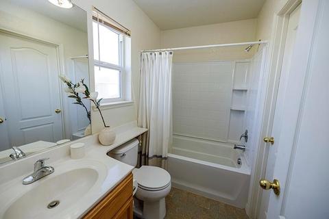 4040 N Berkeley Ave, Turlock, CA 95382 photo 24