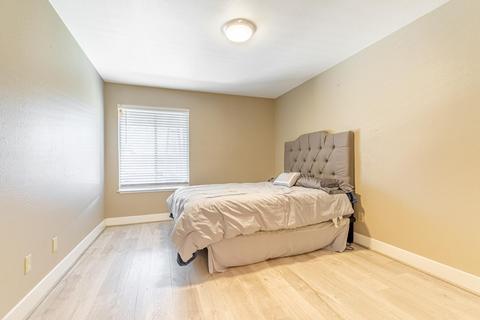 1220 N Mitchell Ave, Turlock, CA 95380 photo 13