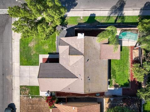 301 Crowley Dr, Turlock, CA 95382 photo 2