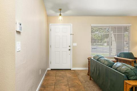 301 Crowley Dr, Turlock, CA 95382 photo 7