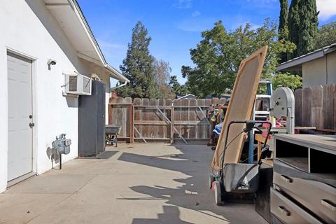 1532 Dwight Ln, Modesto, CA 95350 photo 23