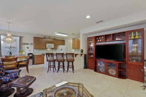 369 Craftsman Dr, Lathrop, CA 95330 photo 16