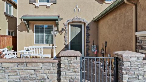 369 Craftsman Dr, Lathrop, CA 95330 photo 5
