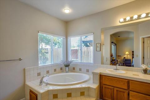 933 Corral Pl, Galt, CA 95632 photo 19