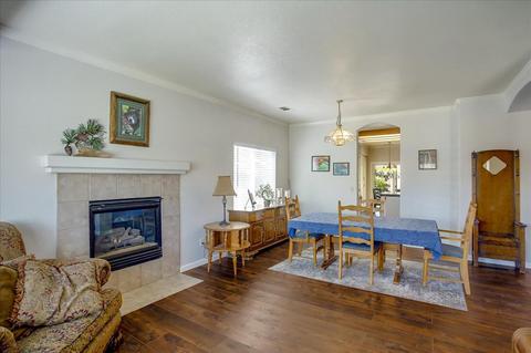 933 Corral Pl, Galt, CA 95632 photo 8