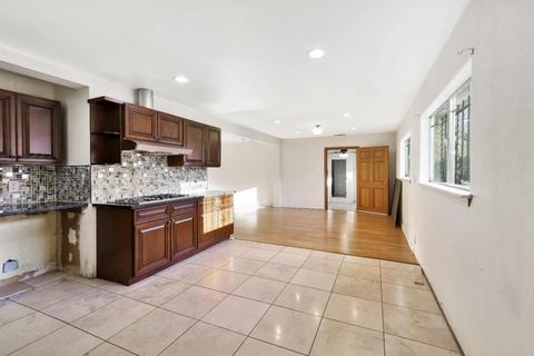 2004 E 9th St, Stockton, CA 95206 photo 14