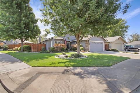 1748 Lakeshore Dr, Lodi, CA 95242 photo 4