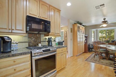 1748 Lakeshore Dr, Lodi, CA 95242 photo 14