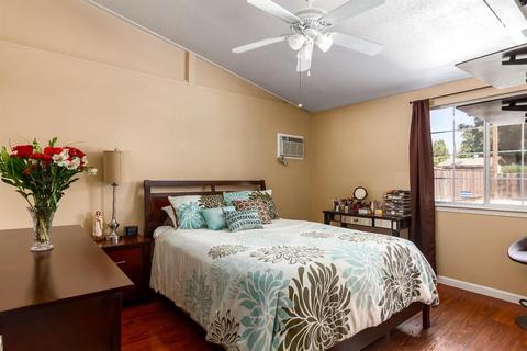 1113 E Fairmont Ave, Modesto, CA 95350 photo 14