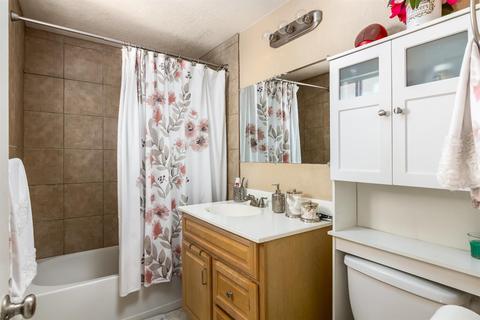 1113 E Fairmont Ave, Modesto, CA 95350 photo 15