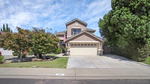 1843 Komenich Dr, Manteca, CA 95336 photo 2