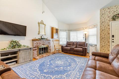 2409 Walnut Park Dr, Modesto, CA 95355 photo 8