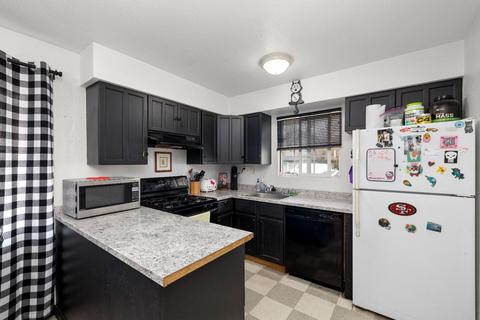 6008 Bourbon Dr, Carmichael, CA 95608 photo 10