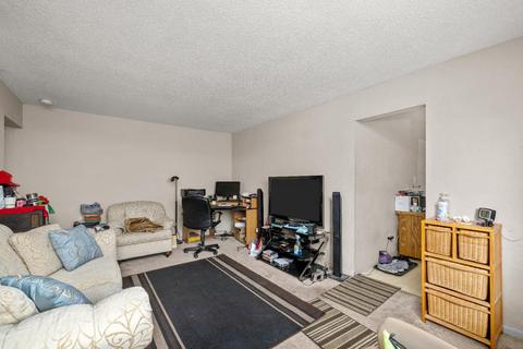 6008 Bourbon Dr, Carmichael, CA 95608 photo 31