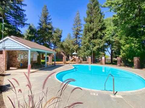 3939 Oak Villa Cir, Carmichael, CA 95608 photo 20
