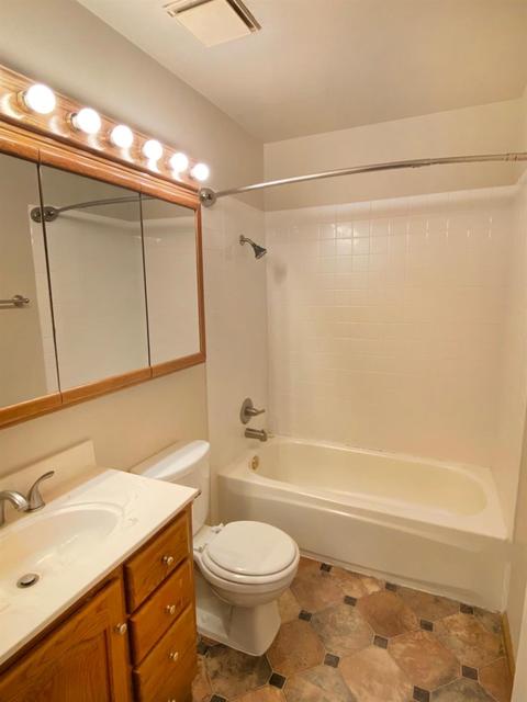 3939 Oak Villa Cir, Carmichael, CA 95608 photo 10