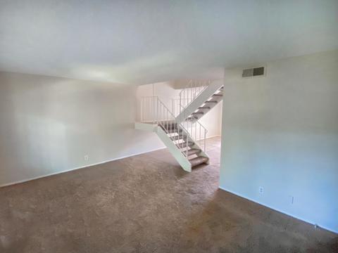 3939 Oak Villa Cir, Carmichael, CA 95608 photo 4