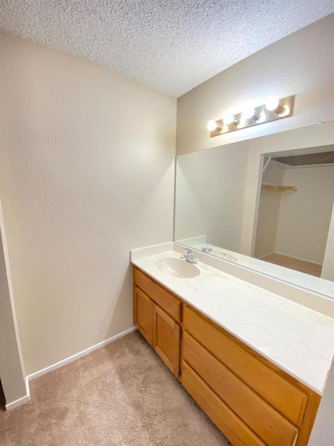 3939 Oak Villa Cir, Carmichael, CA 95608 photo 14