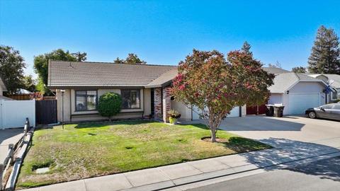 923 Azalea, Ripon, CA 95366 photo 3