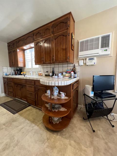 601 Windsor Dr, Lodi, CA 95240 photo 8