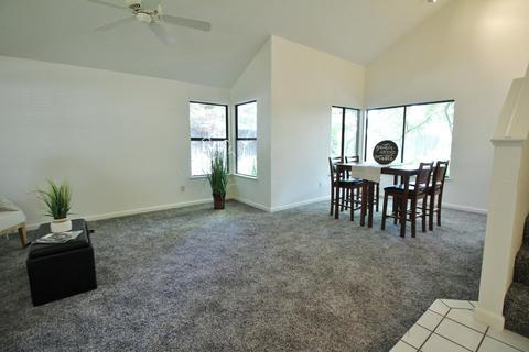 2812 Canyon Dr, Modesto, CA 95351 photo 5