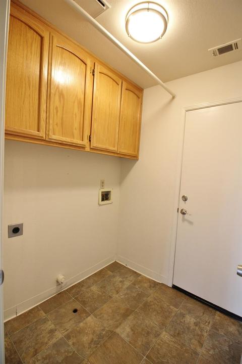 2812 Canyon Dr, Modesto, CA 95351 photo 17