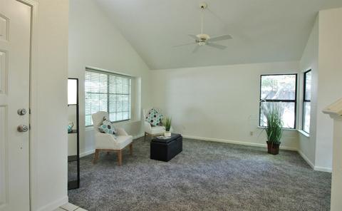 2812 Canyon Dr, Modesto, CA 95351 photo 4