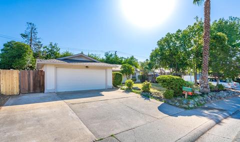 145 Perraud Dr, Folsom, CA 95630 photo 2