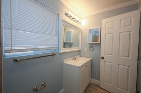 5138 E Weber Ave, Stockton, CA 95215 photo 9